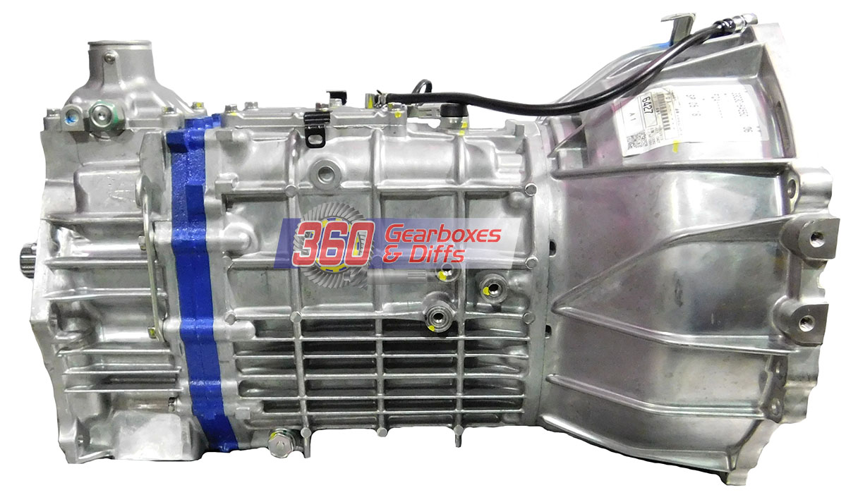 Toyota Landcruiser TOWPACK®V8 Petrol UZJ100 with Taller 5th Gear