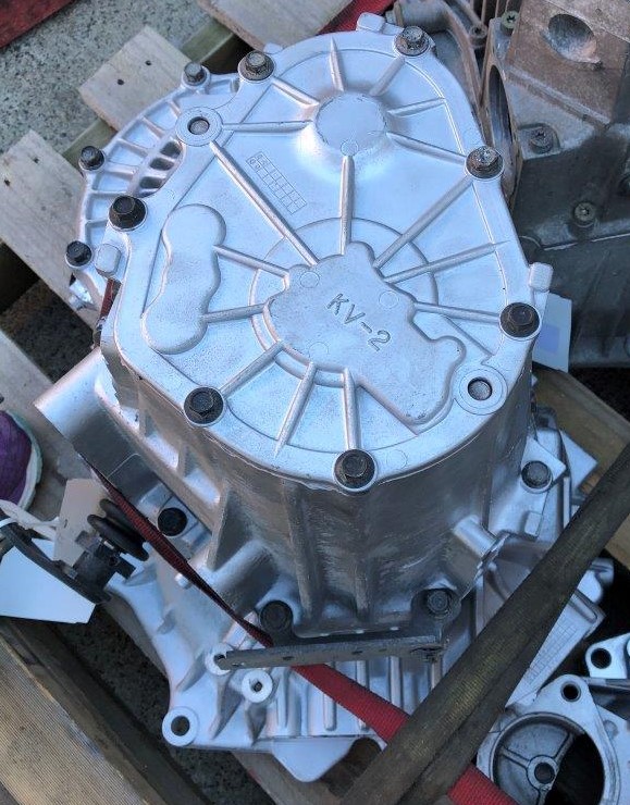 KIA CARNIVAL 5 SPEED GEARBOX - Image 3