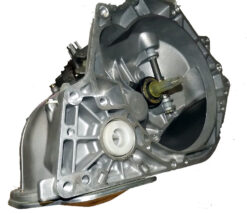 Alternative view of Holden Astra / Vauxhaul Corsa F10 FWD Manual Gearbox