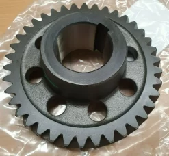 ISUZU TRUCK GEAR COUNTER DRIVE - PART# 133331209-0